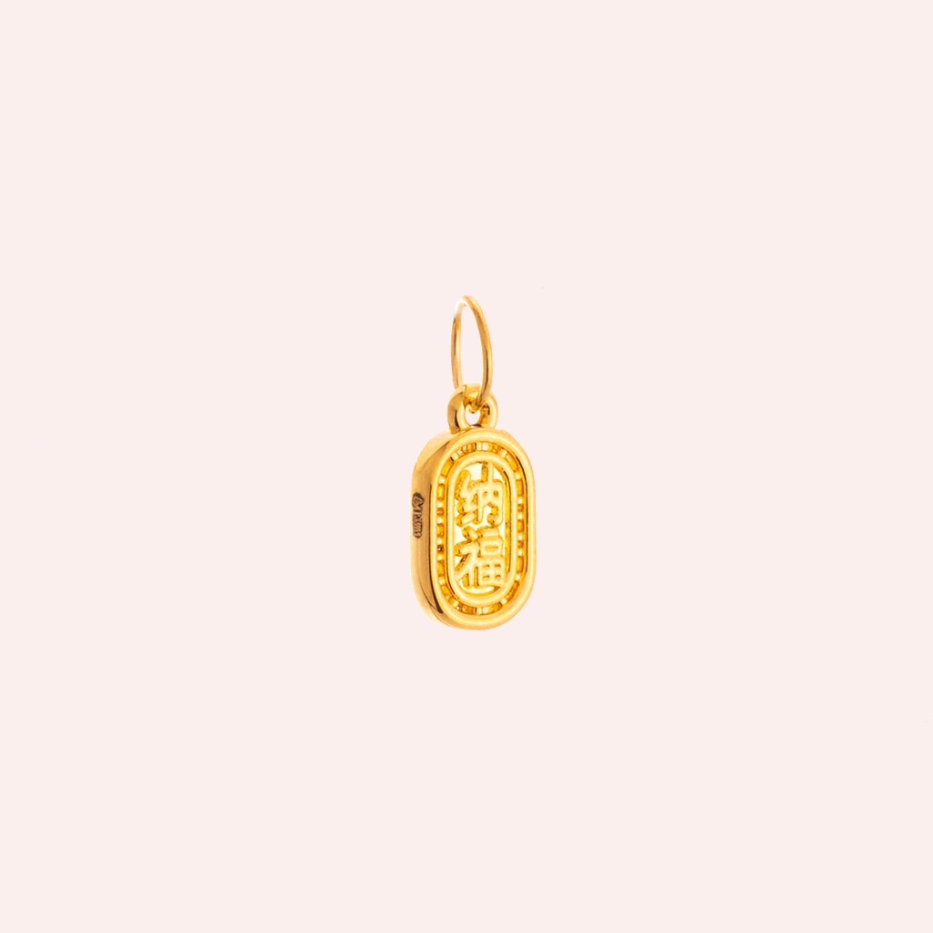jewelry picture