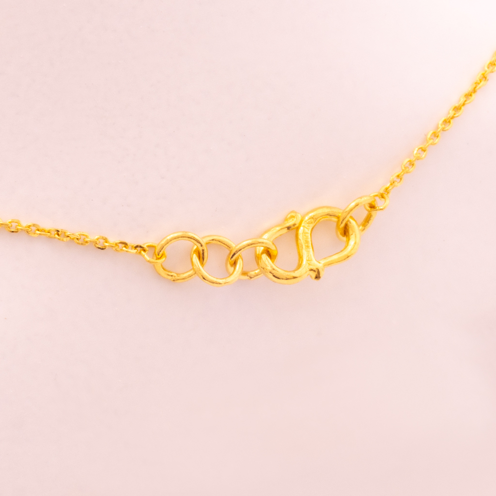 Smiling Star Necklace — 24K Pure Gold (detail)