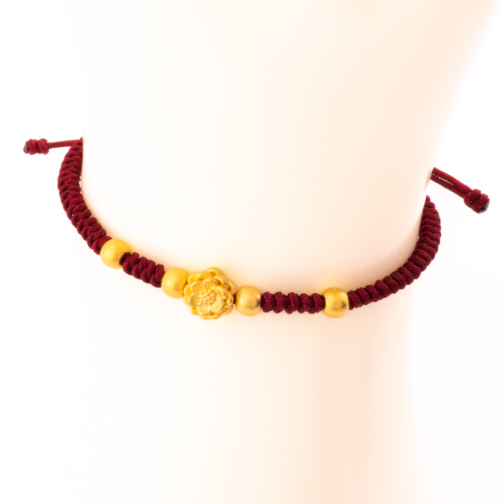 jewelry picture