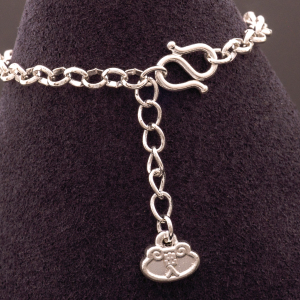 Apple Baby Bracelet (detail thumbnail)