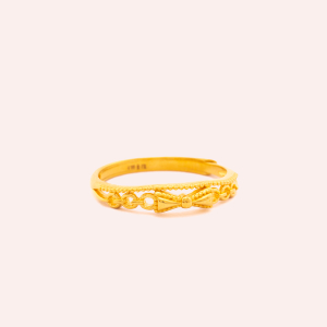 Dotted Line Bow Ring