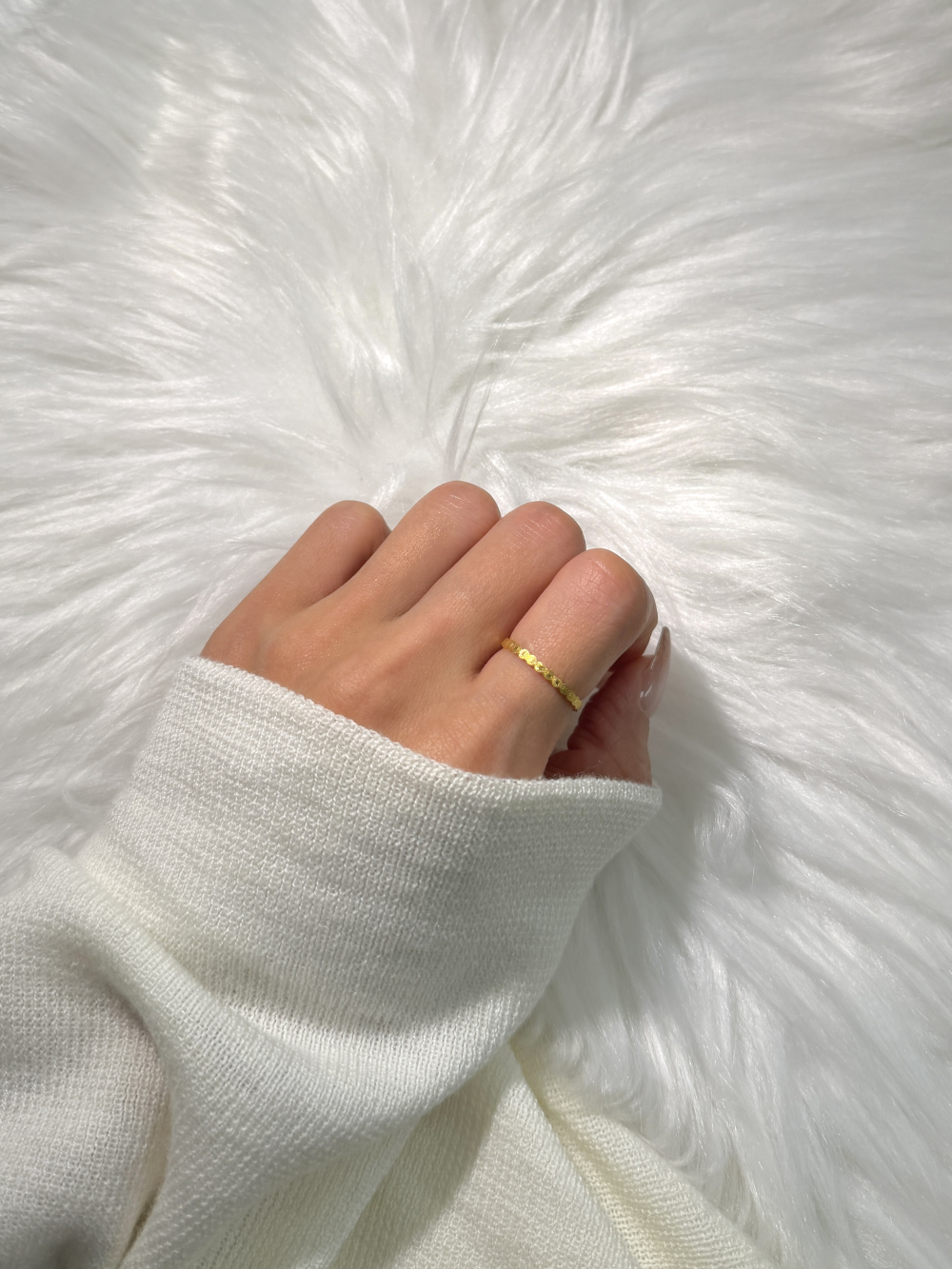 低調招財|CNC古錢細戒 — 純金9999 (worn photo)